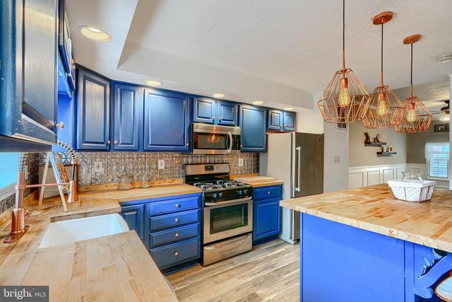 638 S STREEPER ST, Baltimore, MD 21224