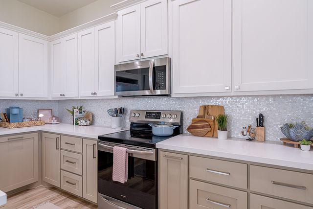 512 Caplen Shores Circle, Port Bolivar, TX 77617