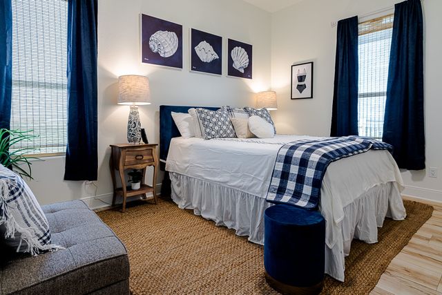 512 Caplen Shores Circle, Port Bolivar, TX 77617