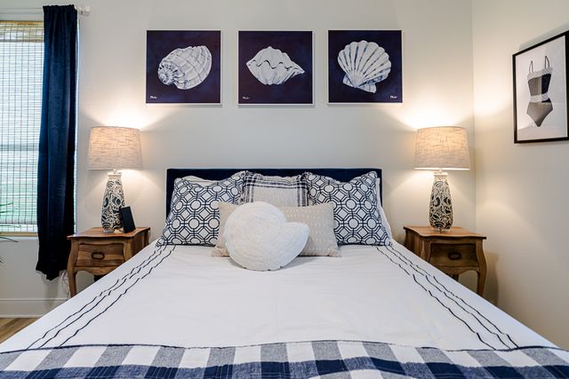 512 Caplen Shores Circle, Port Bolivar, TX 77617