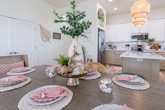 512 Caplen Shores Circle, Port Bolivar, TX 77617