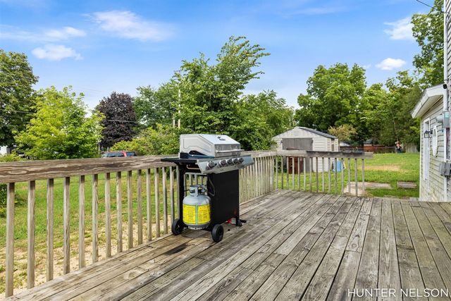 120 S 1st Street, Cedar Springs, MI 49319
