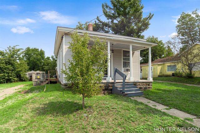 120 S 1st Street, Cedar Springs, MI 49319