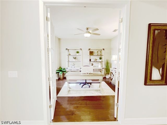 1975 Mustique ST, Naples, FL 34120