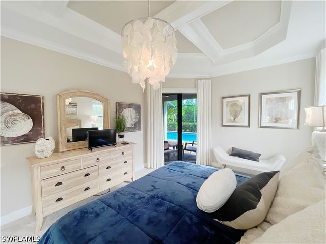 1975 Mustique ST, Naples, FL 34120