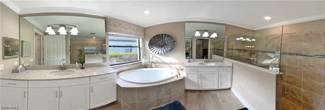 1975 Mustique ST, Naples, FL 34120
