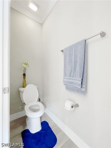1975 Mustique ST, Naples, FL 34120