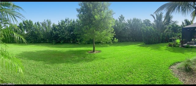 1975 Mustique ST, Naples, FL 34120