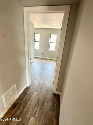 11830 N 28th Drive, Phoenix, AZ 85029
