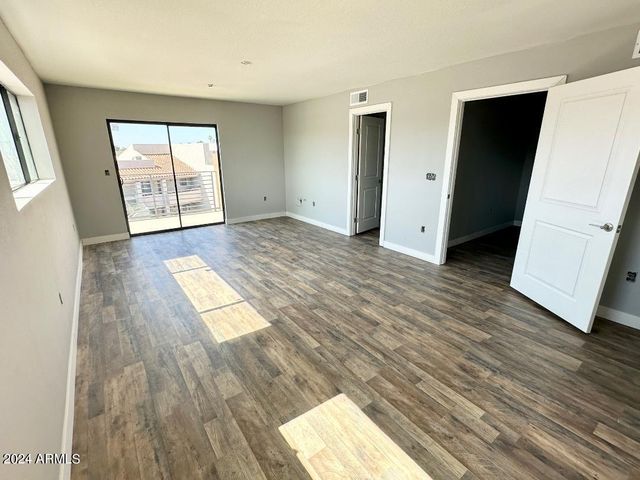 11830 N 28th Drive, Phoenix, AZ 85029