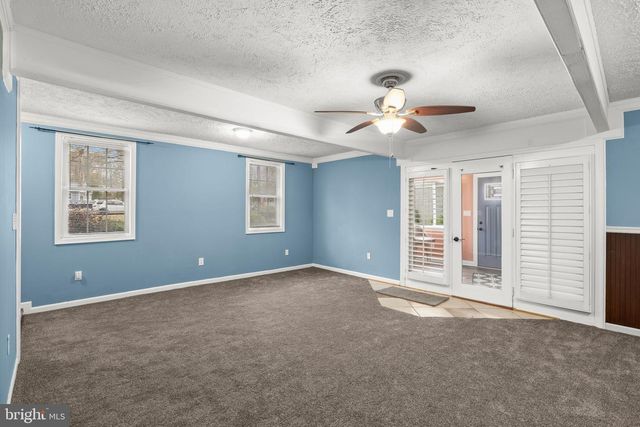 95 HICKORY LN, Colonial Beach, VA 22443