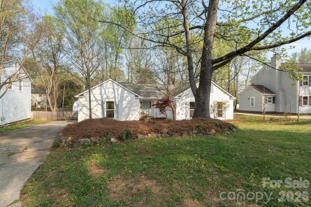 7308 Walterboro Road, Charlotte, NC 28227