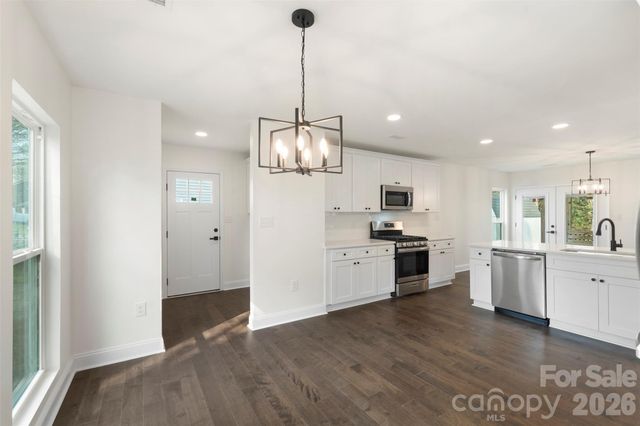 7308 Walterboro Road, Charlotte, NC 28227