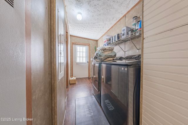 380 N Cave Springs Rd, Mcdaniels, KY 40152
