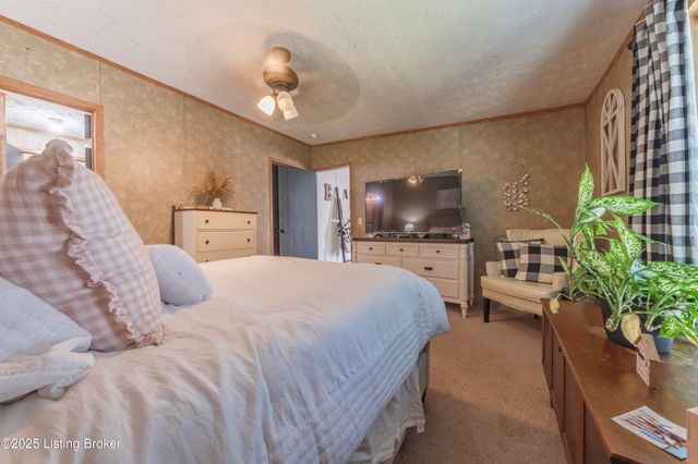 380 N Cave Springs Rd, Mcdaniels, KY 40152