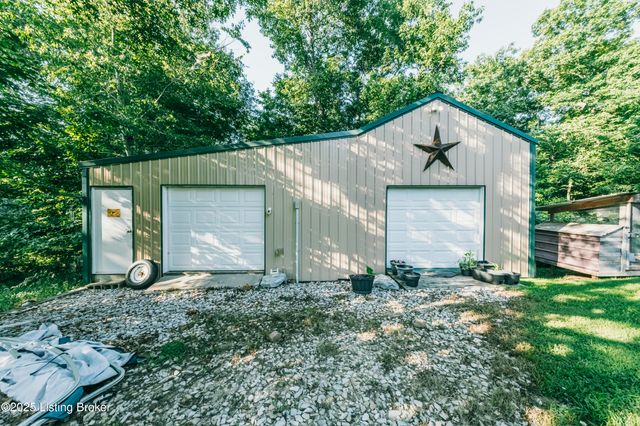 380 N Cave Springs Rd, Mcdaniels, KY 40152