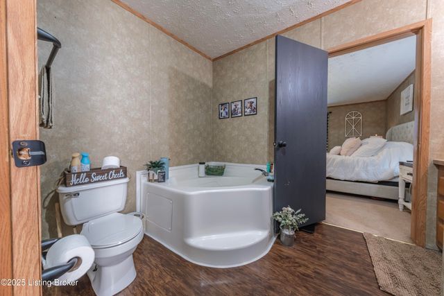 380 N Cave Springs Rd, Mcdaniels, KY 40152