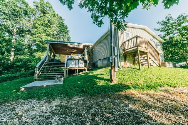 380 N Cave Springs Rd, Mcdaniels, KY 40152