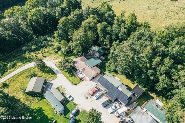 380 N Cave Springs Rd, Mcdaniels, KY 40152