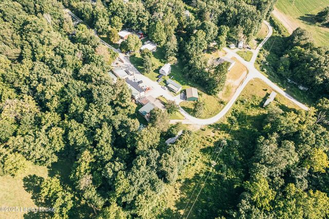 380 N Cave Springs Rd, Mcdaniels, KY 40152