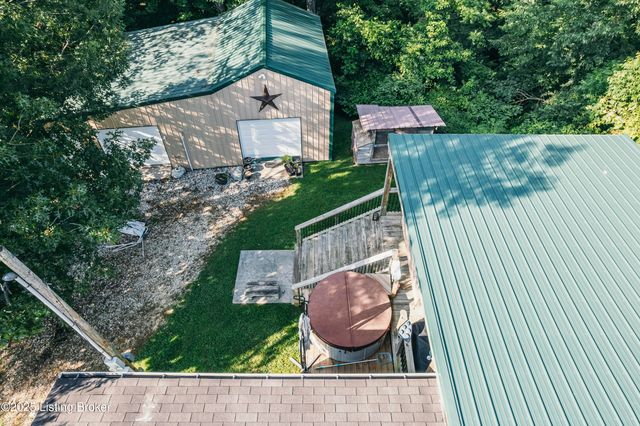 380 N Cave Springs Rd, Mcdaniels, KY 40152