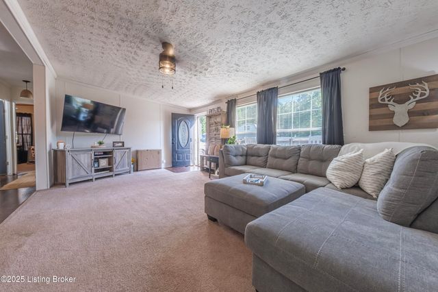380 N Cave Springs Rd, Mcdaniels, KY 40152