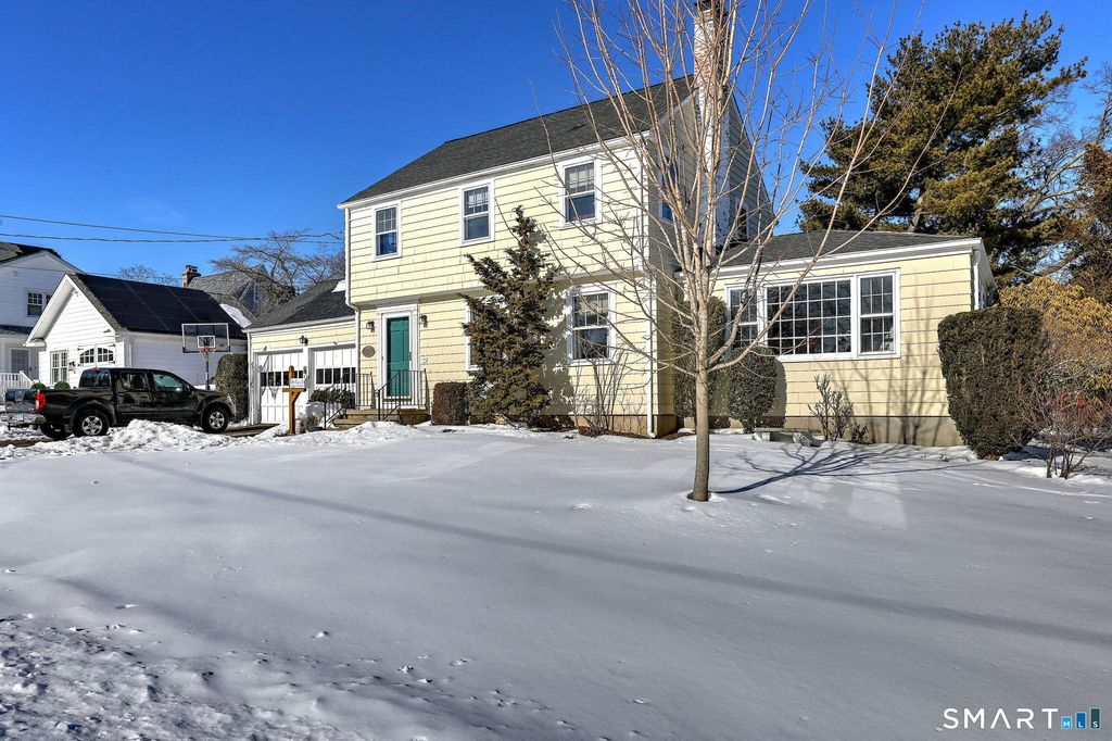 30 Landon Street, Stratford, CT 06614