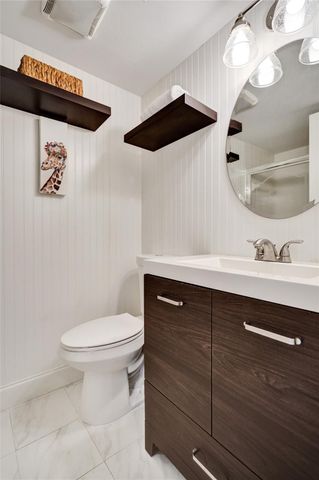 7689 Tahiti Ln 104, Lake Worth, FL 33467