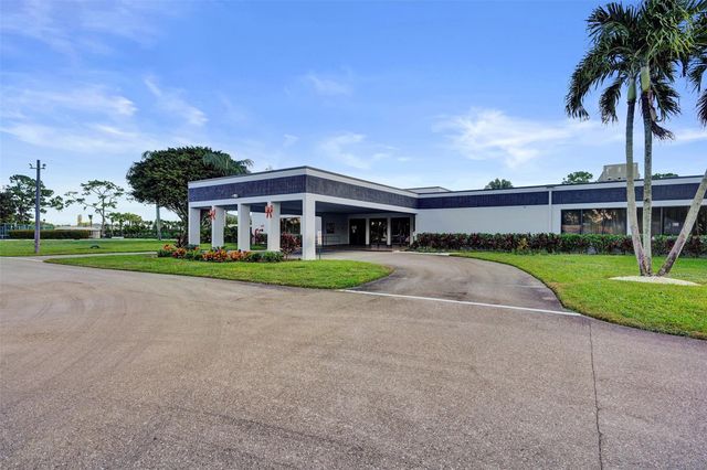 7689 Tahiti Ln 104, Lake Worth, FL 33467