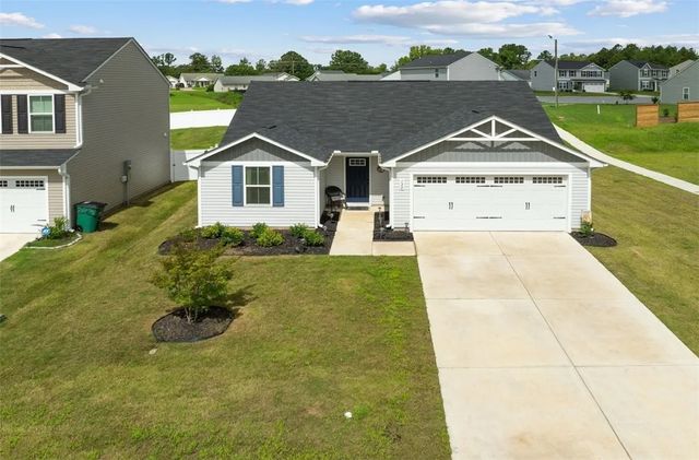 124 Highland Station Drive, Clinton, SC 29325