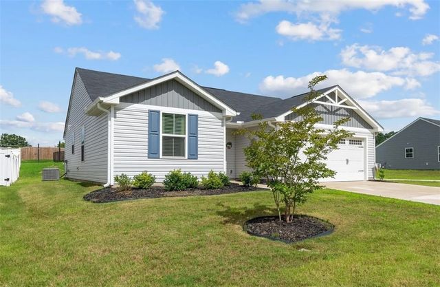 124 Highland Station Drive, Clinton, SC 29325