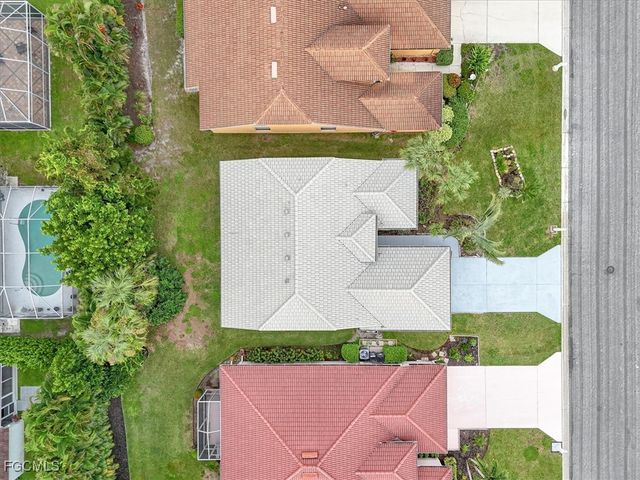 8207 Breton CIR, Fort Myers, FL 33912