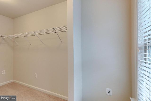 2613 S KENMORE CT, Arlington, VA 22206