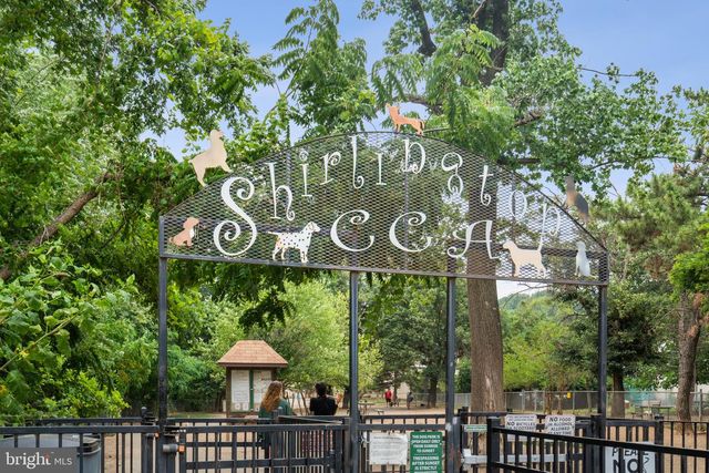 2613 S KENMORE CT, Arlington, VA 22206