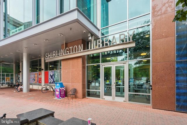 2613 S KENMORE CT, Arlington, VA 22206