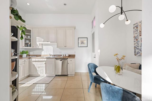 685 Capp Street, San Francisco, CA 94110