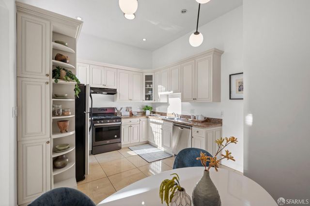 685 Capp Street, San Francisco, CA 94110