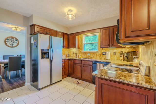 5020 Sunshine Lane, Knoxville, TN 37921