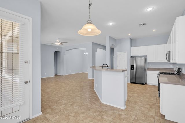 1013 W AYRSHIRE Trail, San Tan Valley, AZ 85143