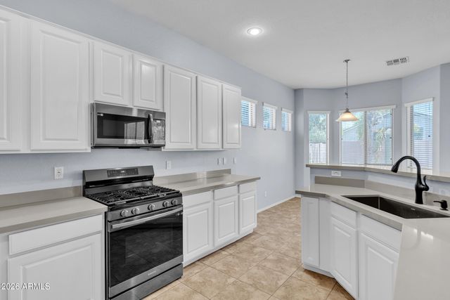 1013 W AYRSHIRE Trail, San Tan Valley, AZ 85143