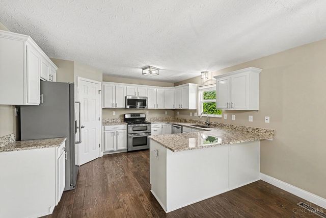 4716 Oakview Court, Liberty Twp, OH 45011