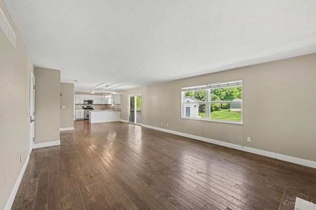 4716 Oakview Court, Liberty Twp, OH 45011