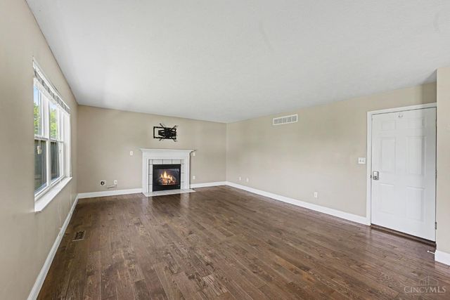 4716 Oakview Court, Liberty Twp, OH 45011