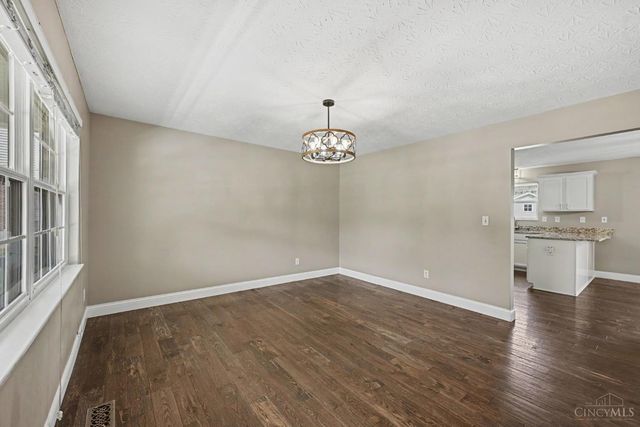 4716 Oakview Court, Liberty Twp, OH 45011