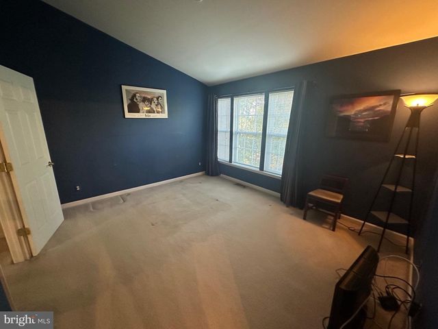 3 FIRETHORN LN, Riverside, NJ 08075