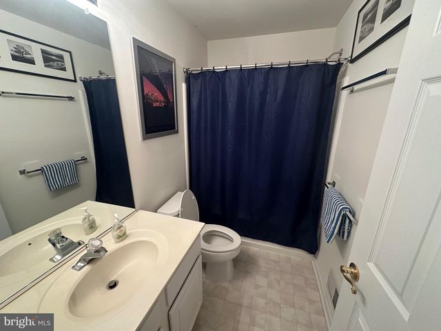 3 FIRETHORN LN, Riverside, NJ 08075