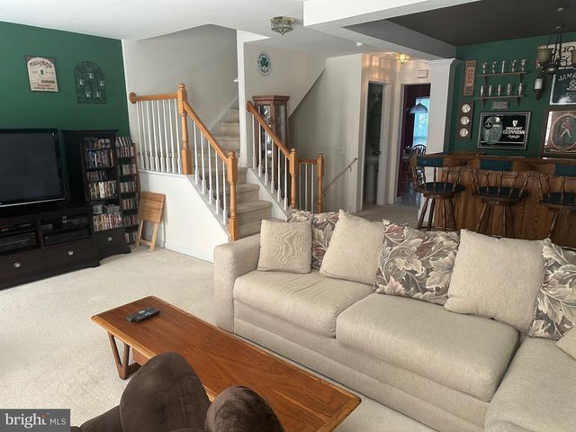 3 FIRETHORN LN, Riverside, NJ 08075