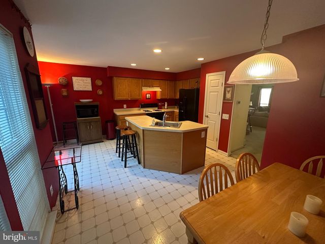 3 FIRETHORN LN, Riverside, NJ 08075