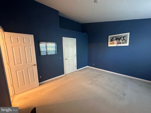 3 FIRETHORN LN, Riverside, NJ 08075