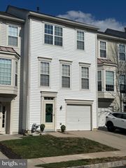 3 FIRETHORN LN, Riverside, NJ 08075